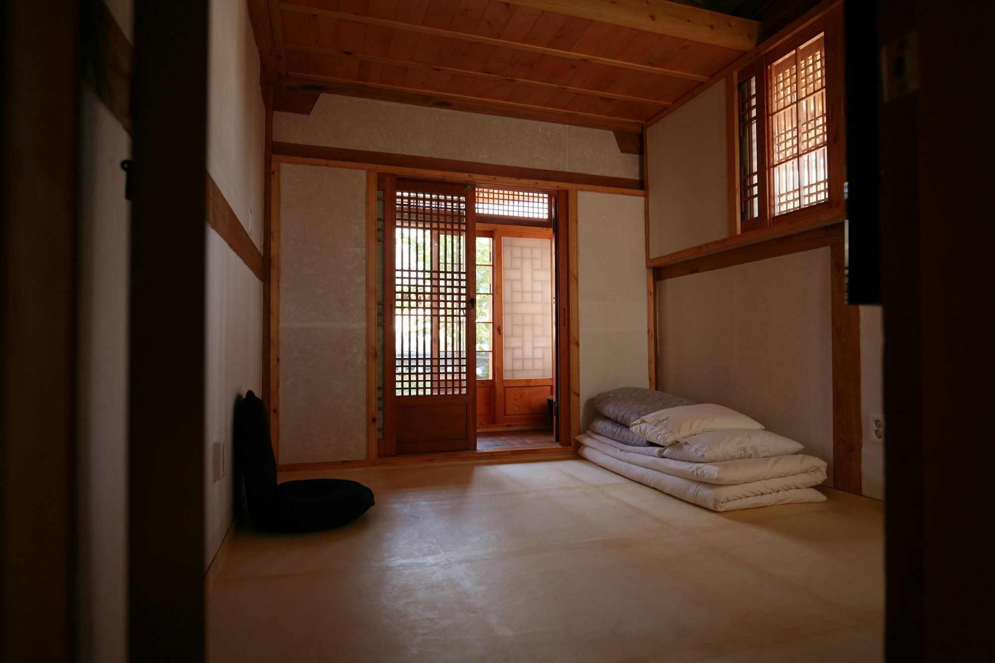 Gaeunchae 2 Hotel Jeonju Bagian luar foto