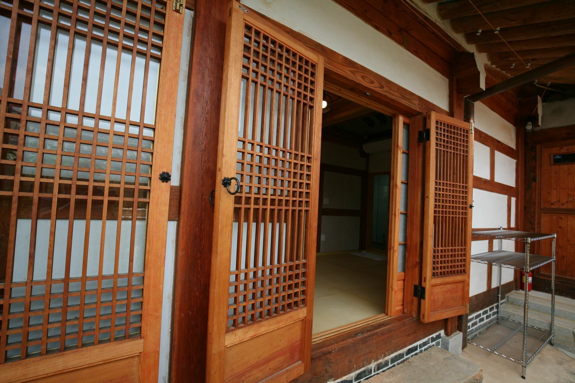 Gaeunchae 2 Hotel Jeonju Bagian luar foto