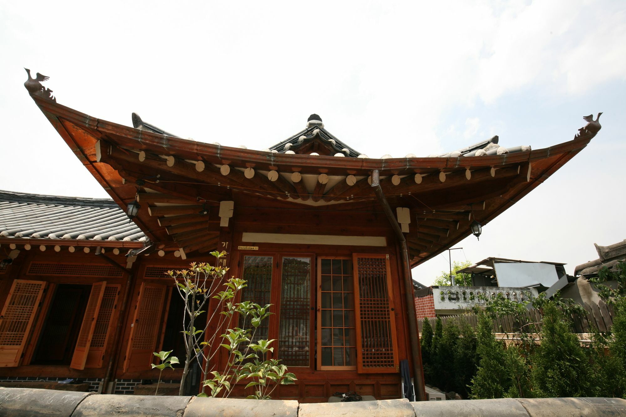Gaeunchae 2 Hotel Jeonju Bagian luar foto