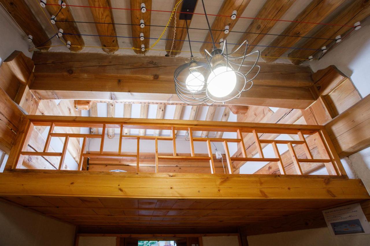 Gaeunchae 2 Hotel Jeonju Bagian luar foto
