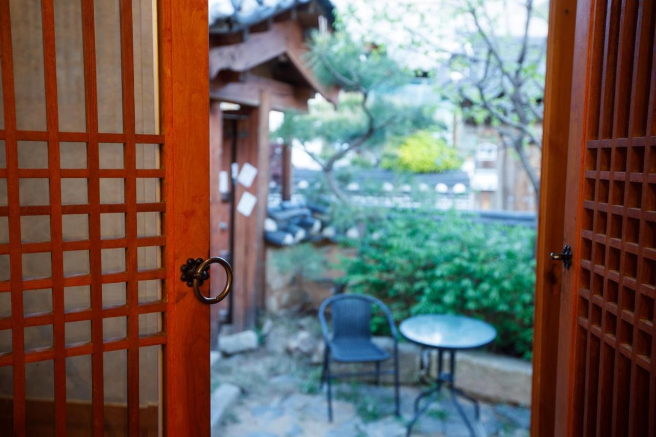 Gaeunchae 2 Hotel Jeonju Bagian luar foto